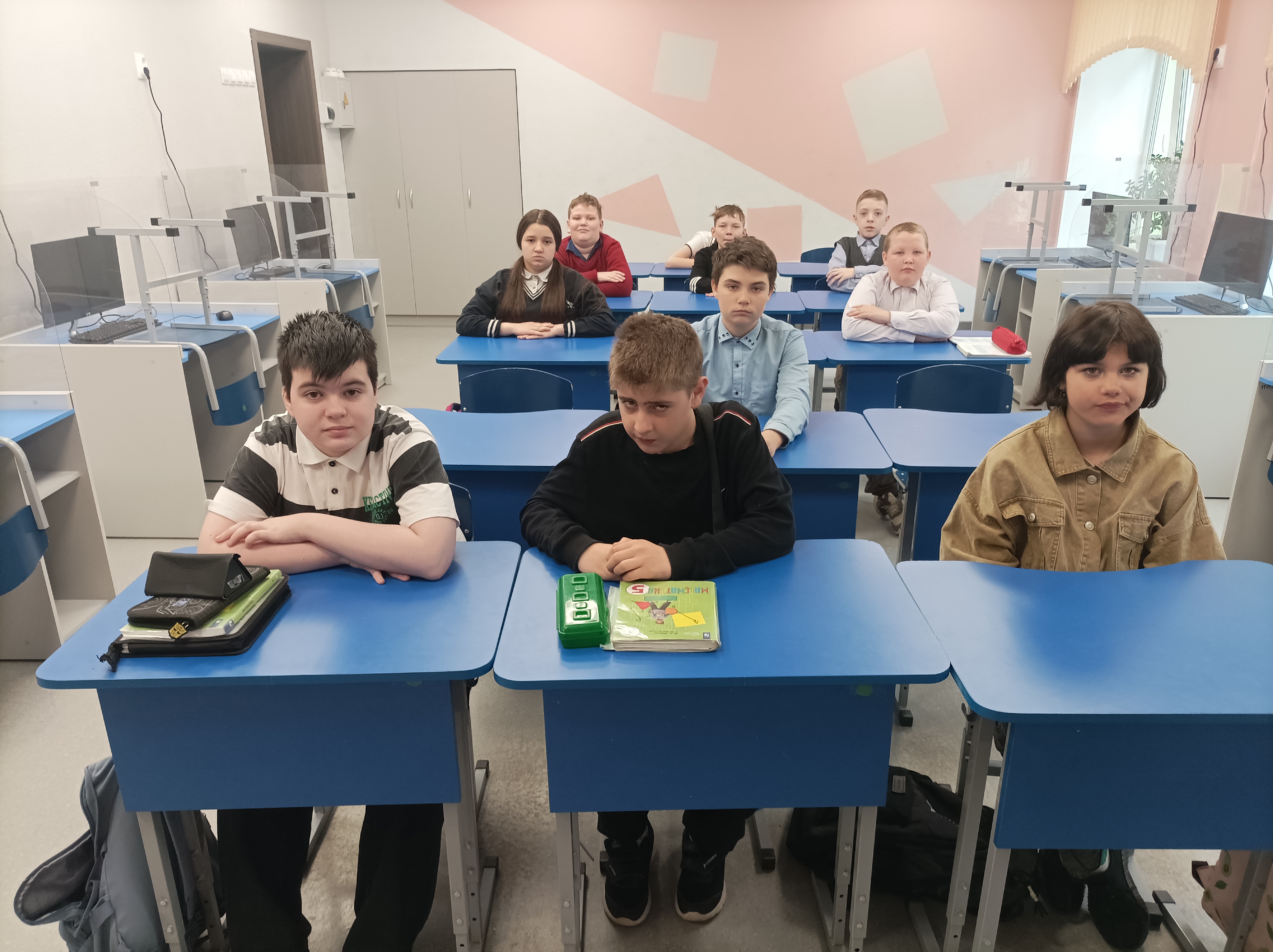 Мир, в котором я живу, называется мечтой.